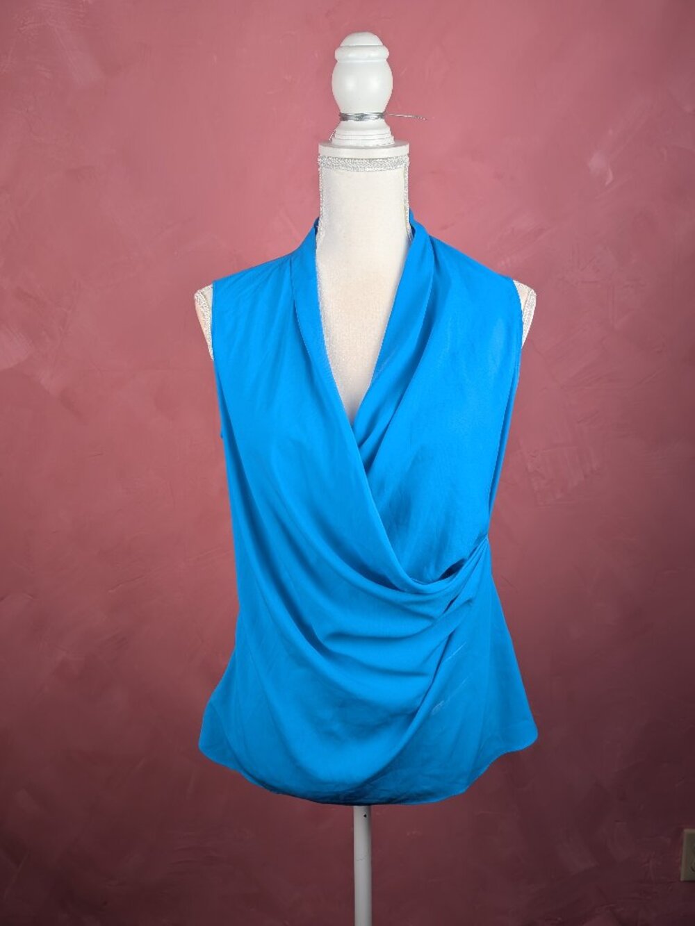 Tahari bright aqua blue sleeveless top